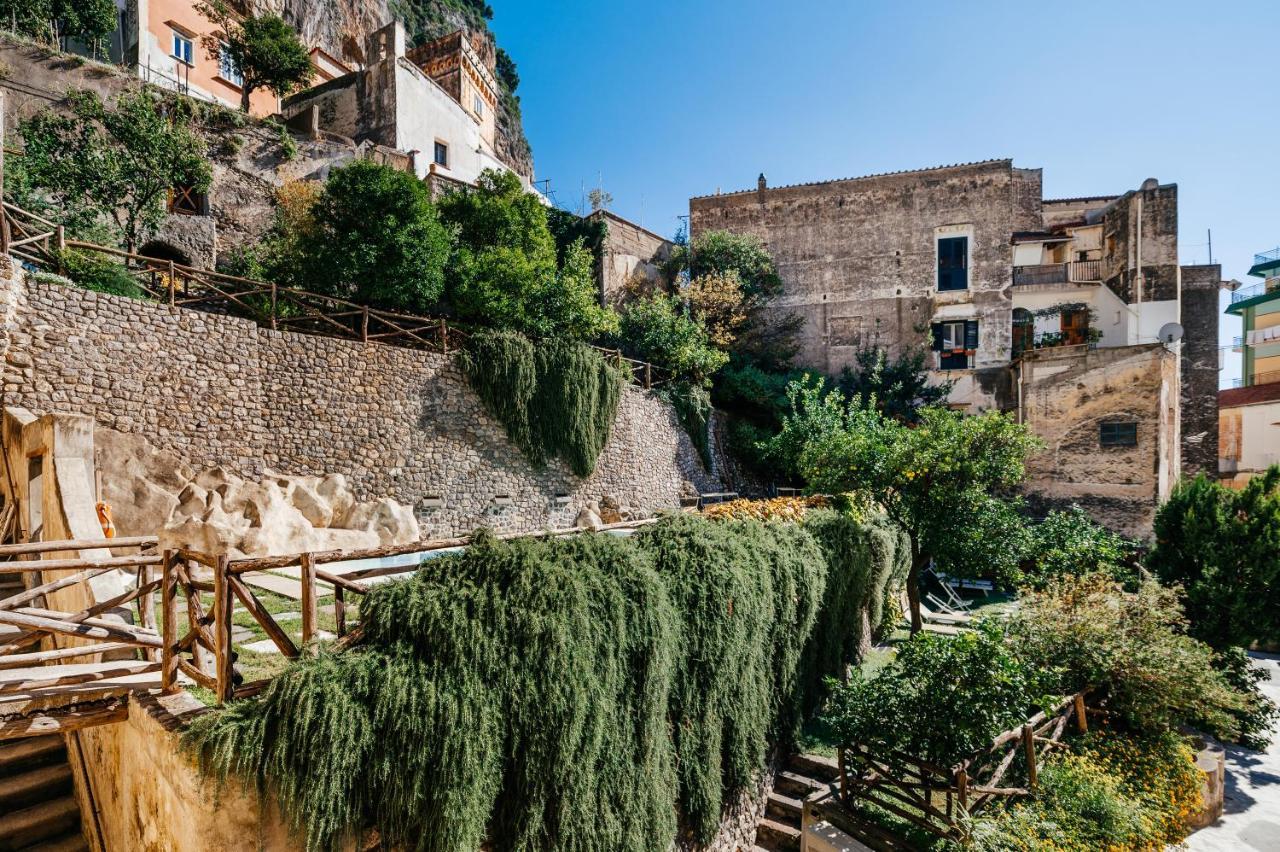 Amalfi Resort Экстерьер фото
